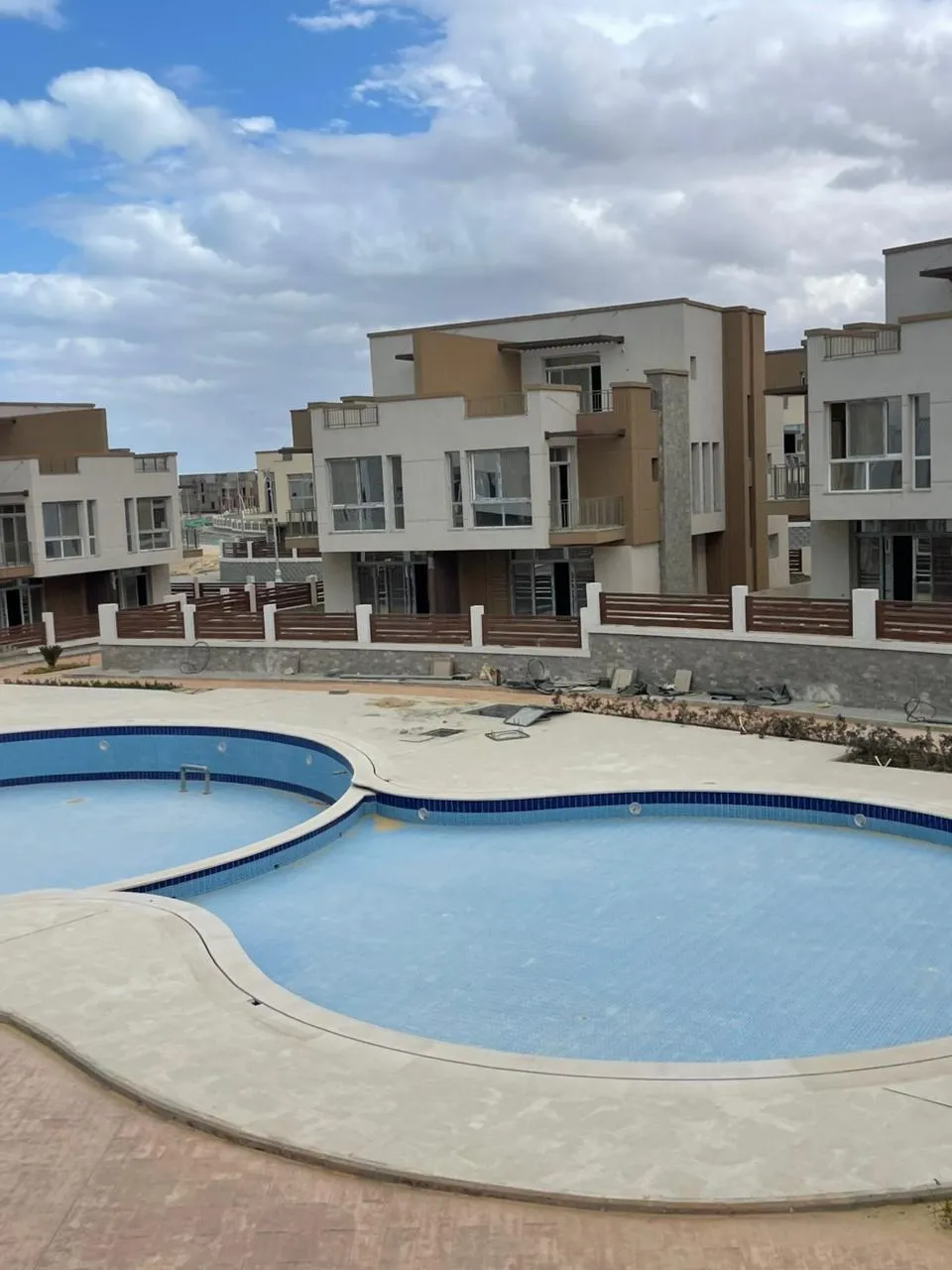 Twinhouse for sale in Marina 8 in El-Hamam of 319 m² with 4 bedrooms