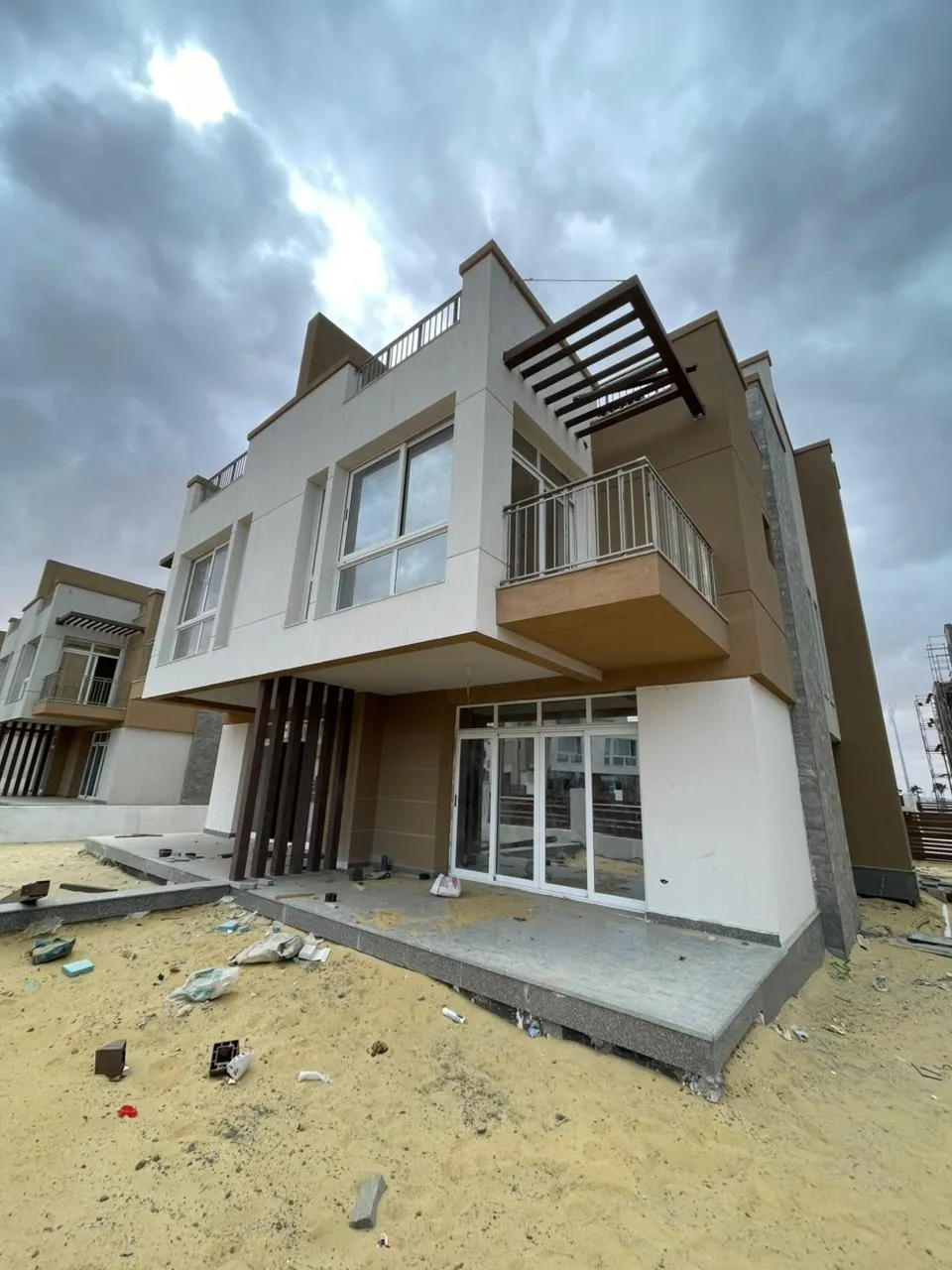 Twinhouse for sale in Marina 8 in El-Hamam of 319 m² with 4 bedrooms