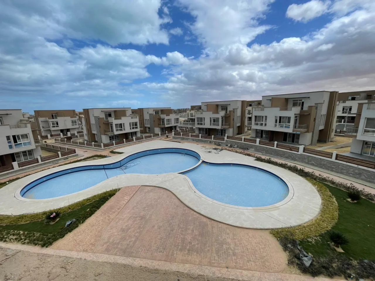 Twinhouse for sale in Marina 8 in El-Hamam of 319 m² with 4 bedrooms