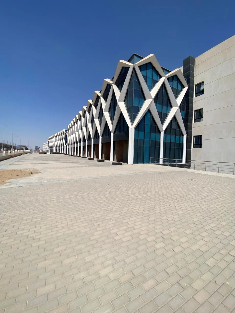 Retail for sale in Midtown New Capital Villa in New Capital City of 120 m² with 0 bedrooms