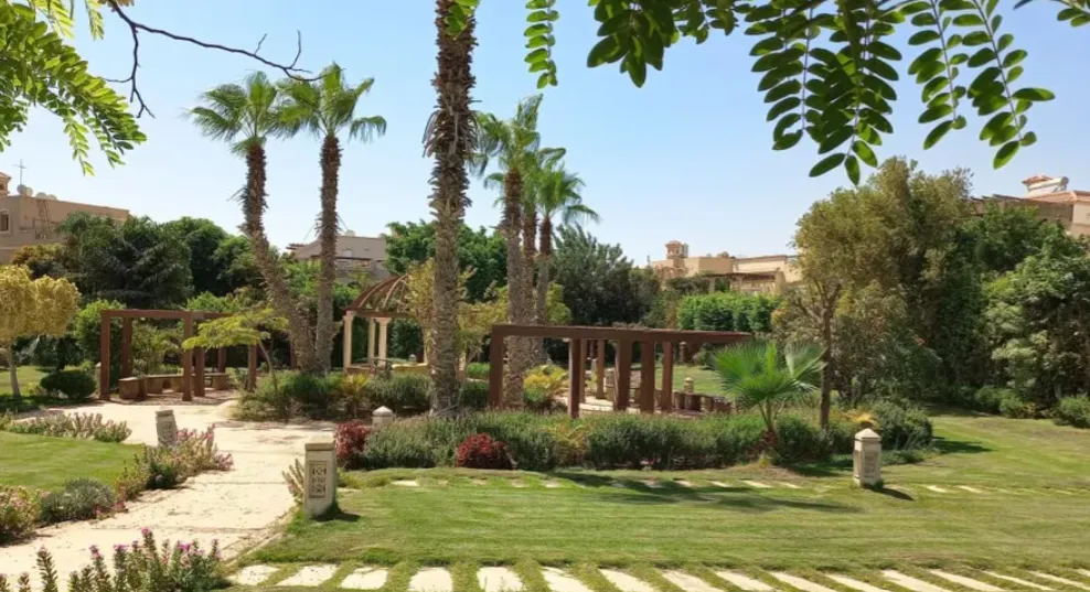 Villa for sale in Dara Gardens in 6th of October City of 500 m² with 6 bedrooms