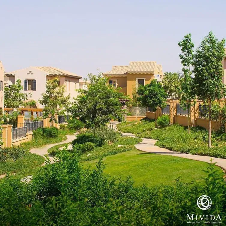 Villa for sale in Mivida in New Cairo of 850 m² with 4 bedrooms