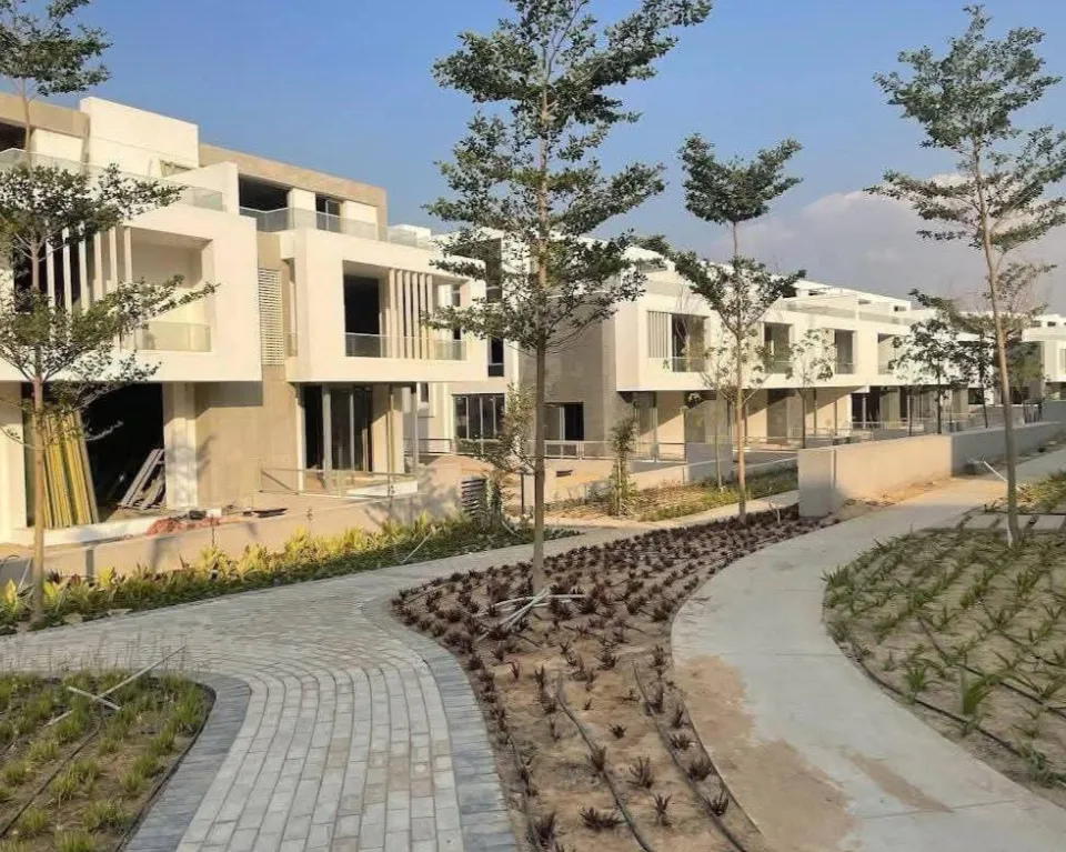 Townhouse for sale in Joulz in 6th of October City of 310 m² with 4 bedrooms