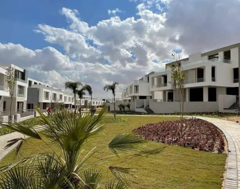 Townhouse for sale in Joulz in 6th of October City of 310 m² with 4 bedrooms