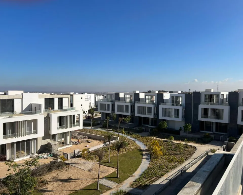 Townhouse for sale in Joulz in 6th of October City of 310 m² with 4 bedrooms