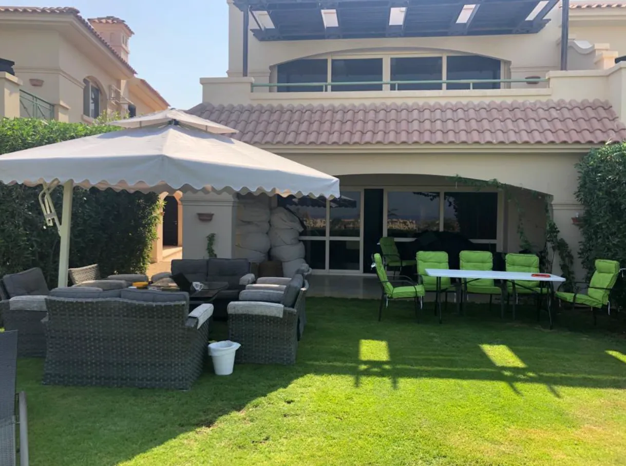 Chalet for sale in La Vista 6 in Ain Sokhna of 180 m² with 3 bedrooms