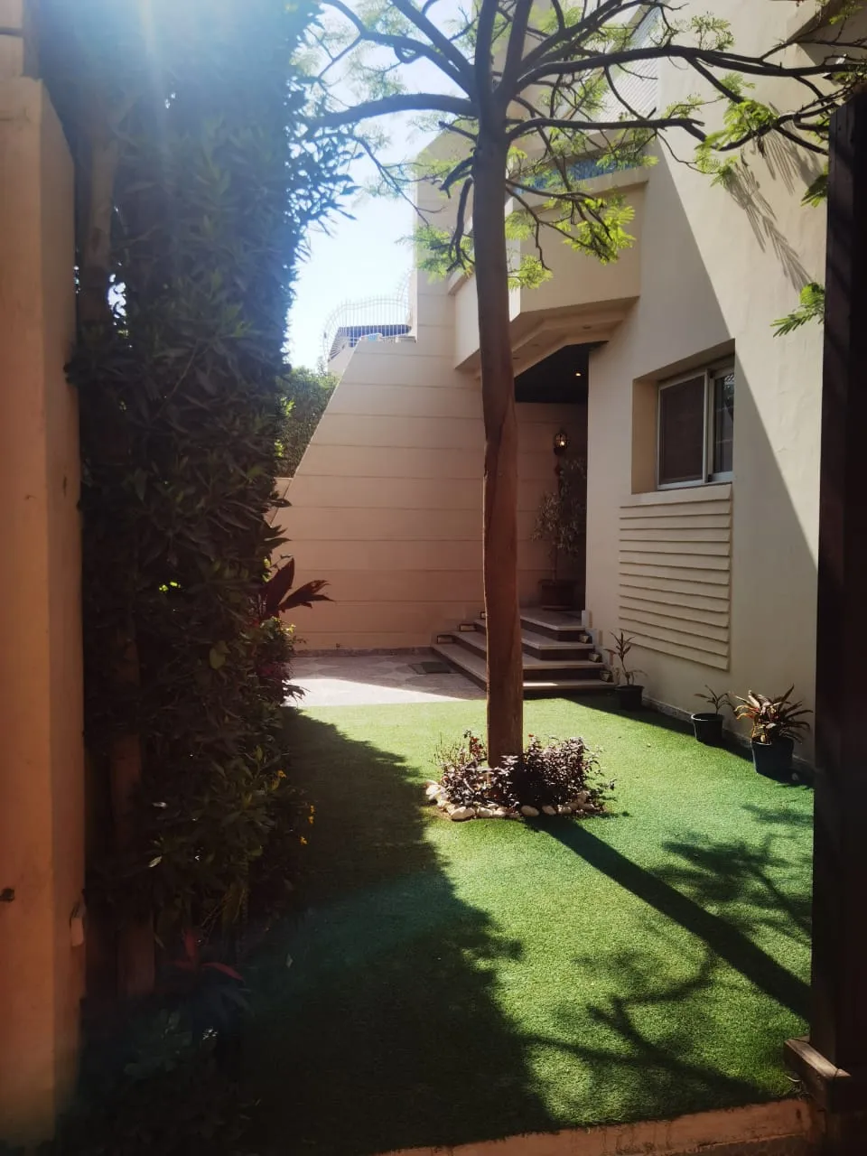 Twinhouse for sale in Golden Heights in New Cairo of 400 m² with 4 bedrooms