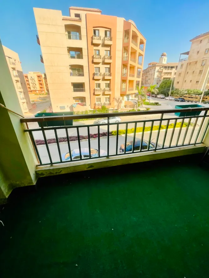 Apartment for sale in Dream Land in 6th of October City of 252 m² with 3 bedrooms