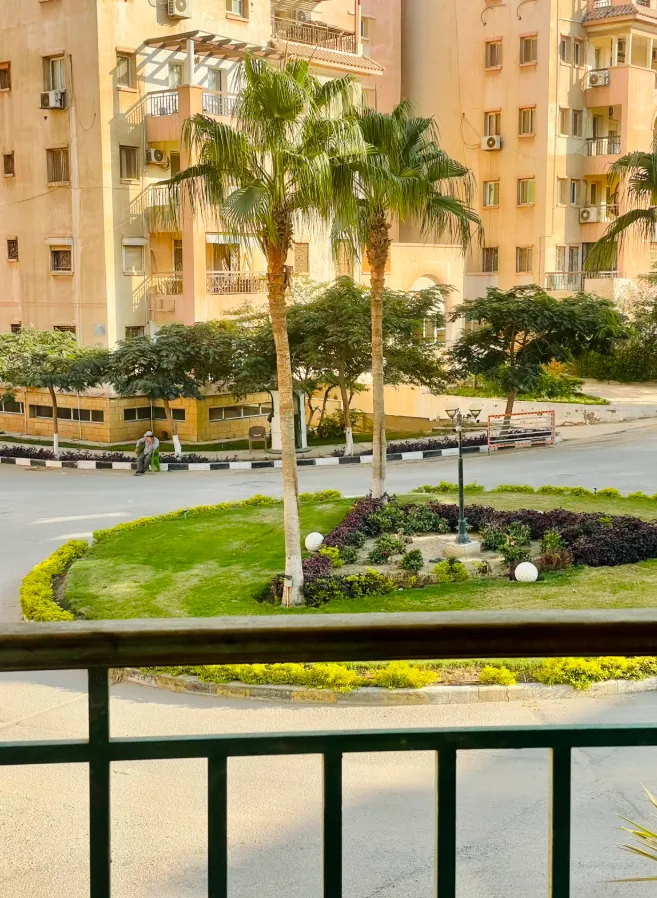 Apartment for sale in Dream Land in 6th of October City of 252 m² with 3 bedrooms