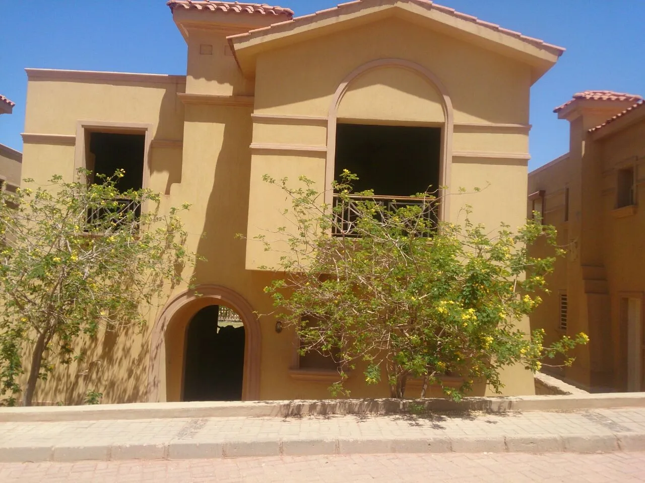 Villa for sale in La Vista Topaz in Ain Sokhna of 240 m² with 3 bedrooms