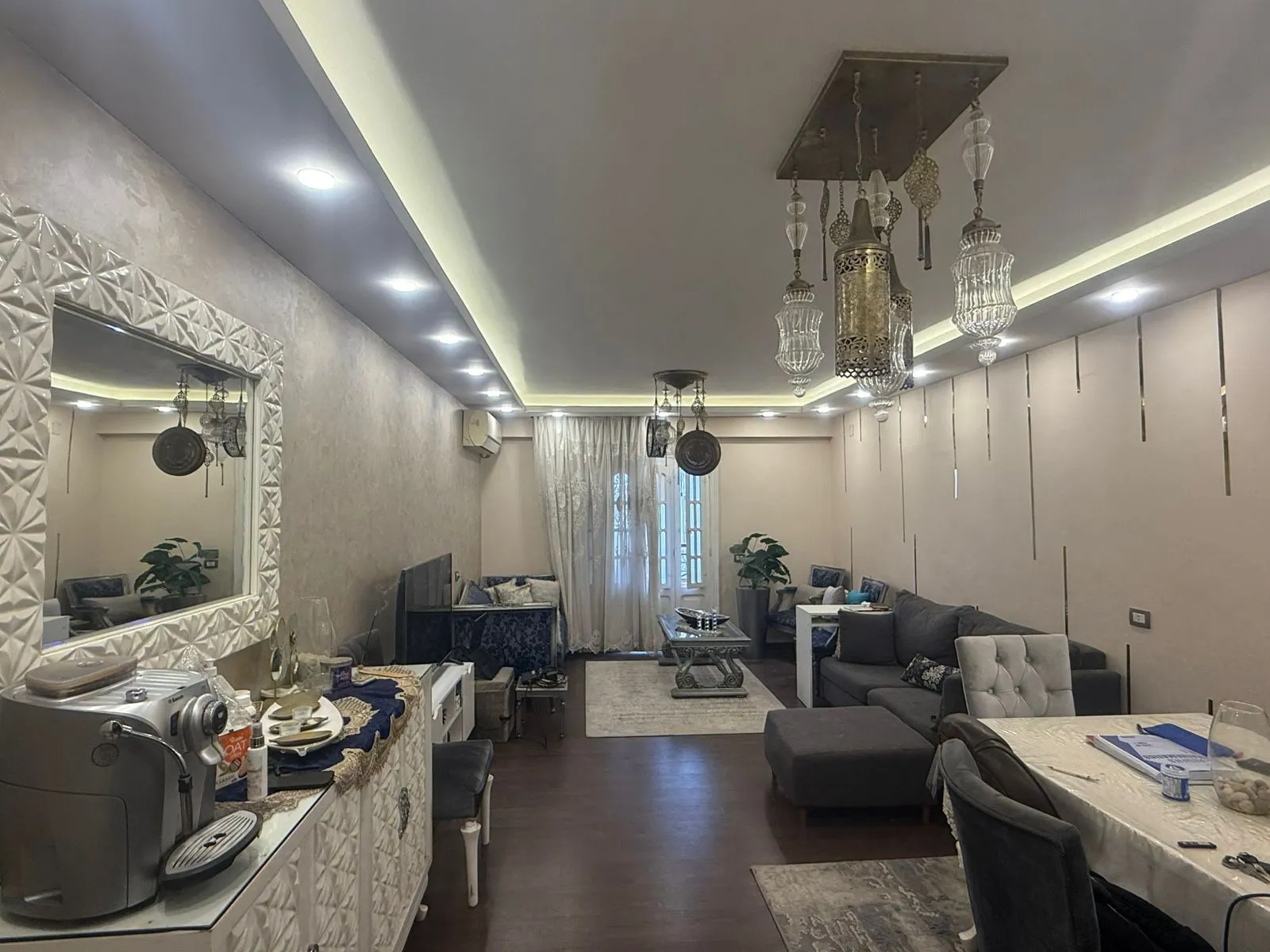 Apartment for sale in Hadayek el Mohandesin in El Sheikh Zayed of 122 m² with 3 bedrooms