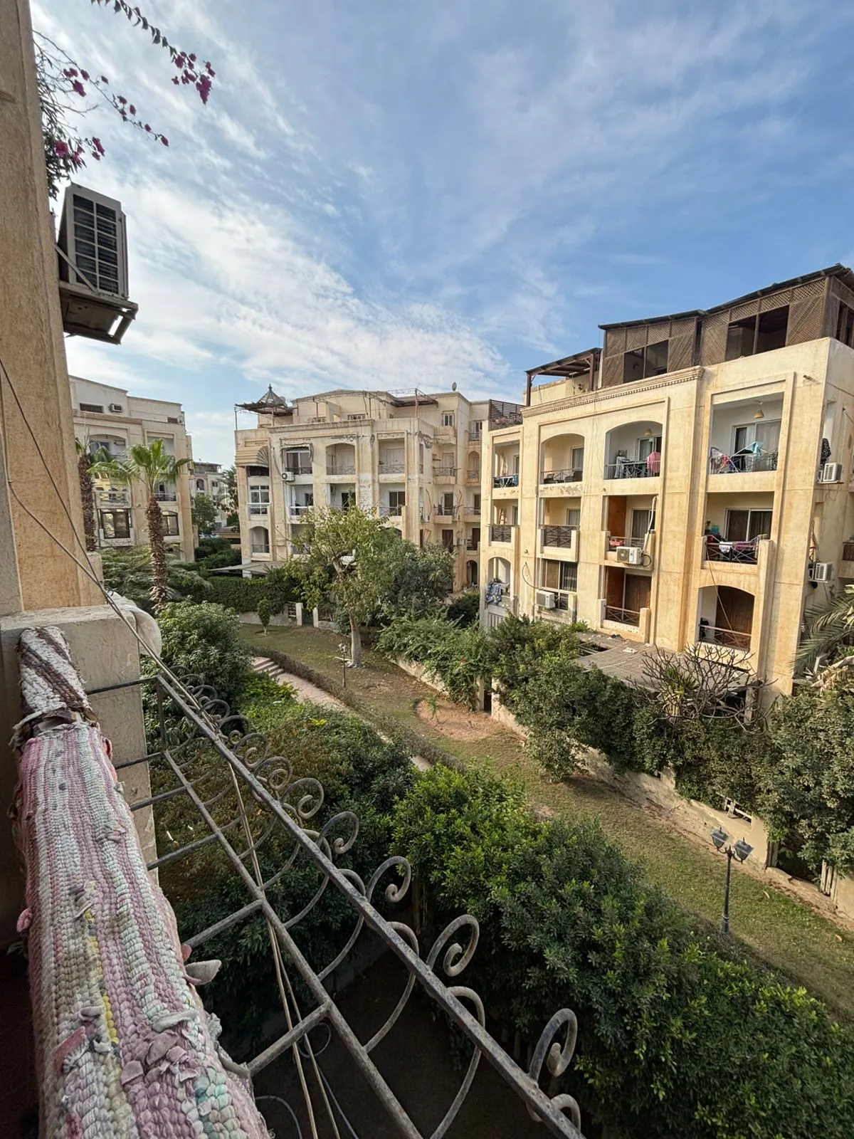 Apartment for sale in Hadayek el Mohandesin in El Sheikh Zayed of 122 m² with 3 bedrooms