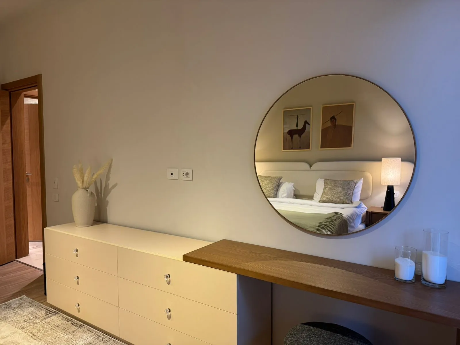 Apartment for sale in Villette in Golden Square of 137 m² with 2 bedrooms