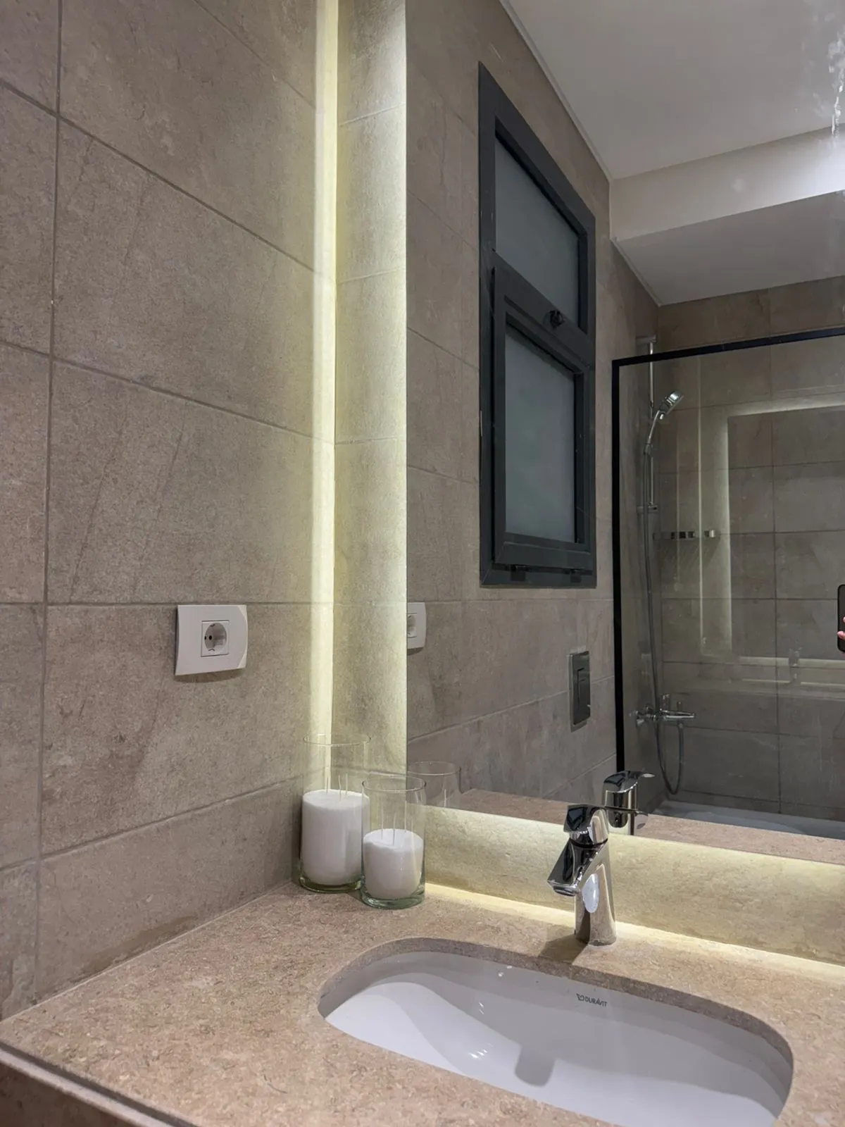 Apartment for sale in Villette in Golden Square of 137 m² with 2 bedrooms