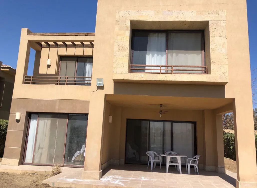 Villa for sale in Little Venice in Ain Sokhna of 210 m² with 4 bedrooms
