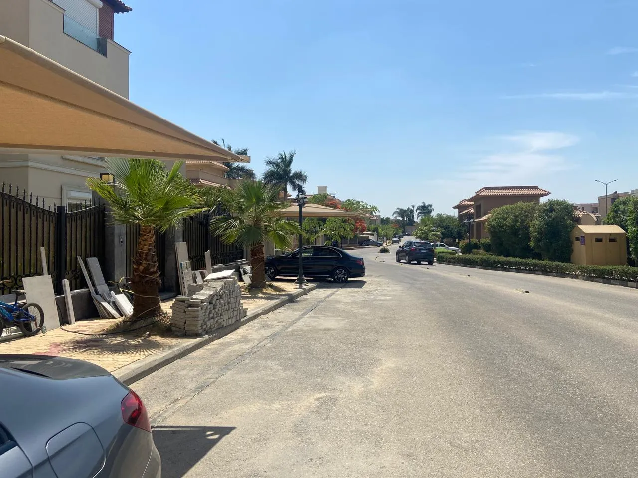 Villa for sale in Flowers Park in New Cairo of 400 m² with 4 bedrooms