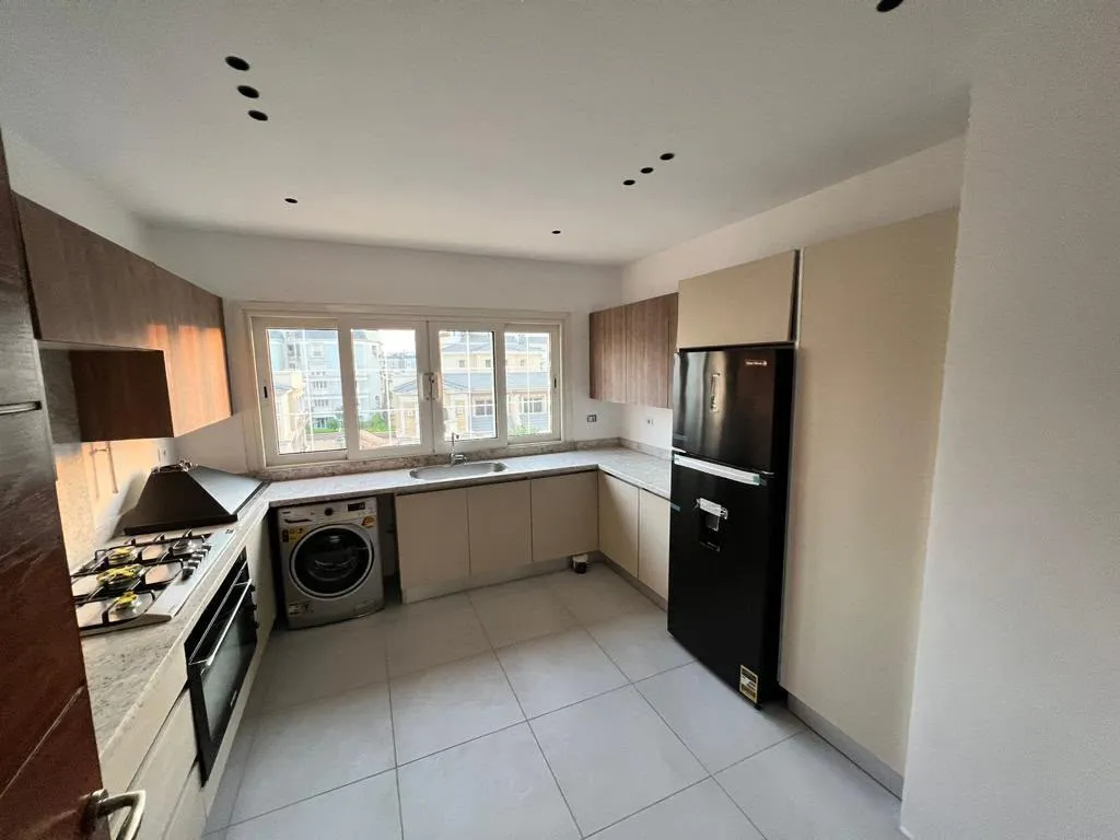 Apartment for sale in Mountain View Hyde Park in New Cairo of 208 m² with 3 bedrooms