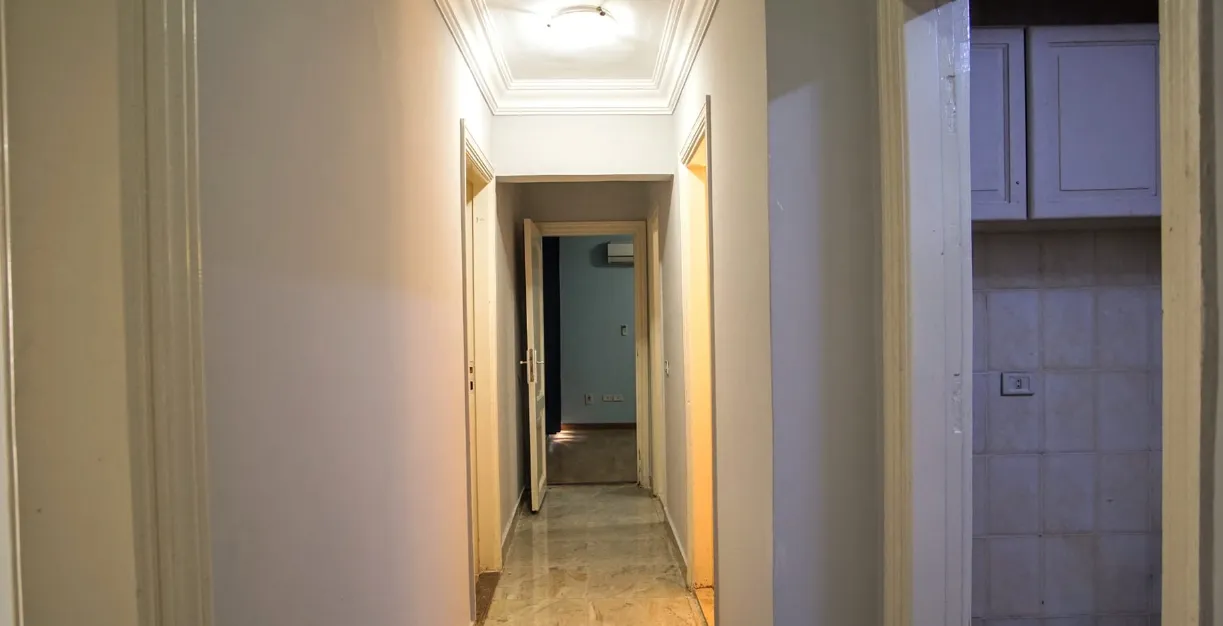 Apartment for sale in Hadayek el Mohandesin in El Sheikh Zayed of 122 m² with 2 bedrooms