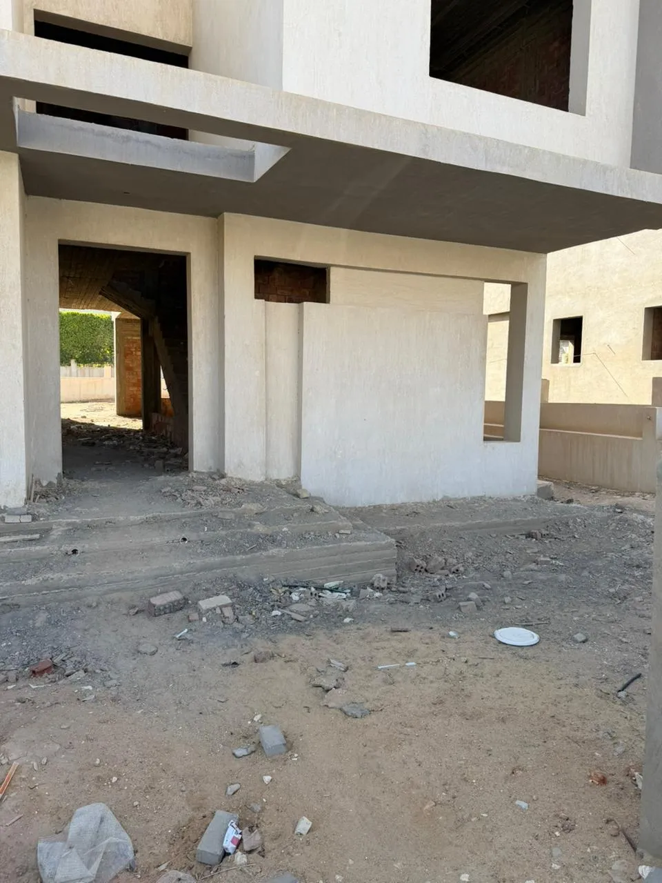 Villa for sale in Grand Heights in 6th of October City of 410 m² with 4 bedrooms