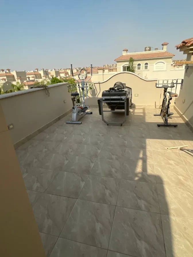 Townhouse for sale in El Patio 5 East in El Shorouk of 214 m² with 4 bedrooms