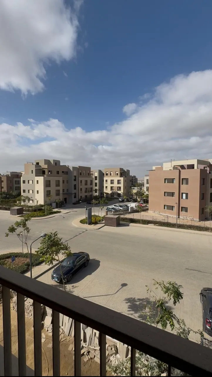 Apartment for sale in DISTRICT 5 in South New Cairo of 161 m² with 3 bedrooms