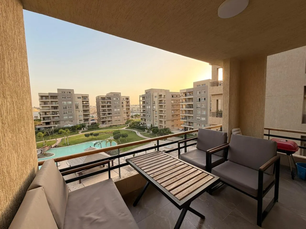 Apartment for sale in The Square in New Cairo of 185 m² with 3 bedrooms