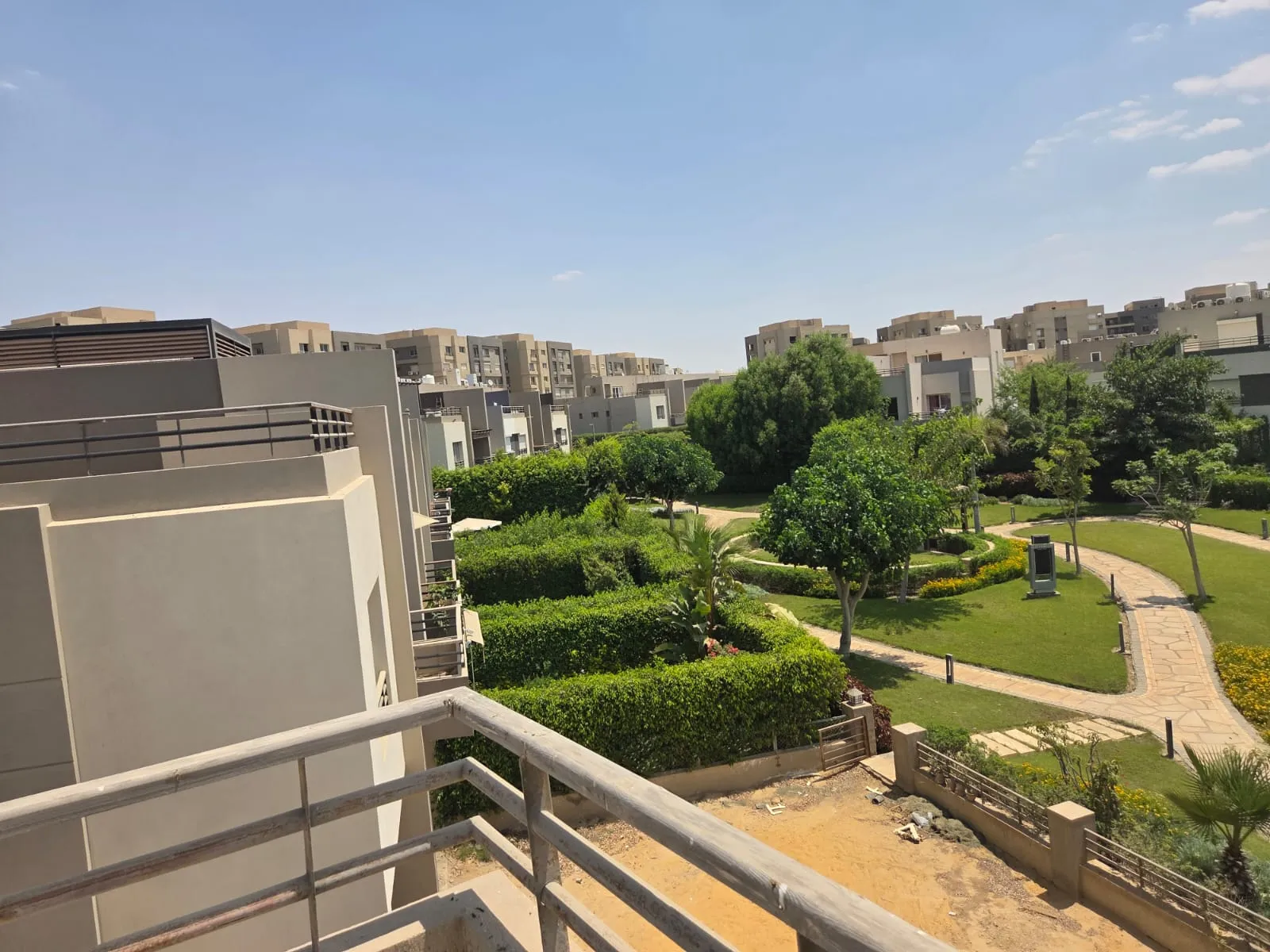 Townhouse for sale in The Square in New Cairo of 262 m² with 4 bedrooms