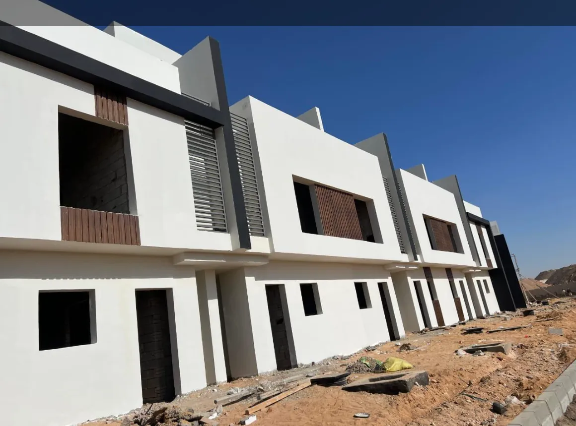 Townhouse for sale in Sun Capital in October Gardens of 210 m² with 3 bedrooms