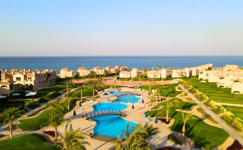 Chalet for sale in La Vista Gardens in Ain Sokhna of 110 m² with 2 bedrooms