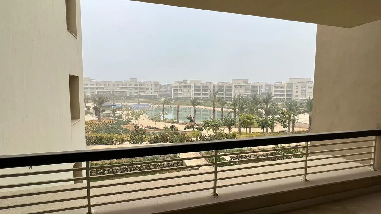 Apartment for sale in New Giza in 6th of October City of 232 m² with 3 bedrooms