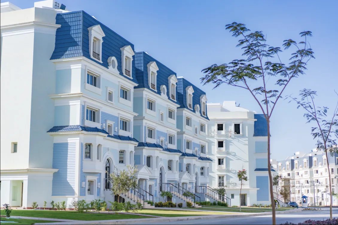 Apartment for sale in Mountain View Hyde Park in New Cairo of 199 m² with 3 bedrooms