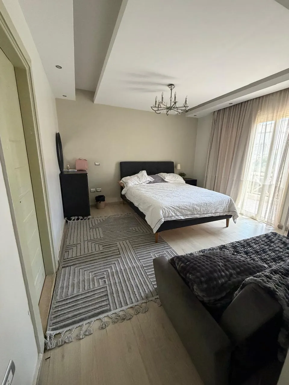 Twinhouse for sale in Greens in El Sheikh Zayed of 350 m² with 6 bedrooms