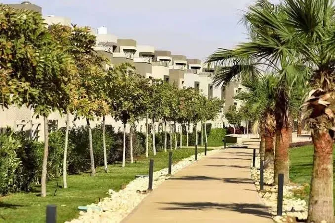 للبيع في PK1 بالم هيلز قطامية في بمساحة 0 م² تتكون من 0 غرف