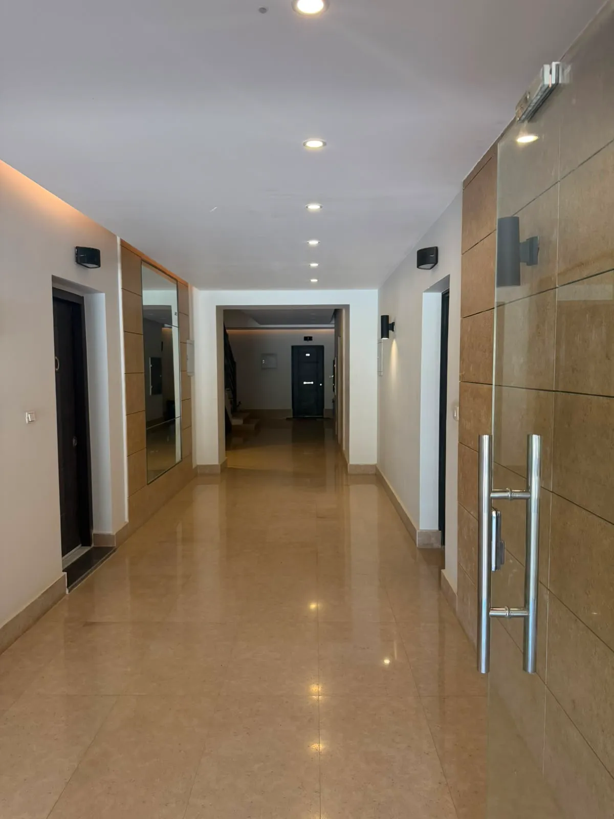 Apartment for sale in Capital Gardens in New Cairo of 208 m² with 3 bedrooms
