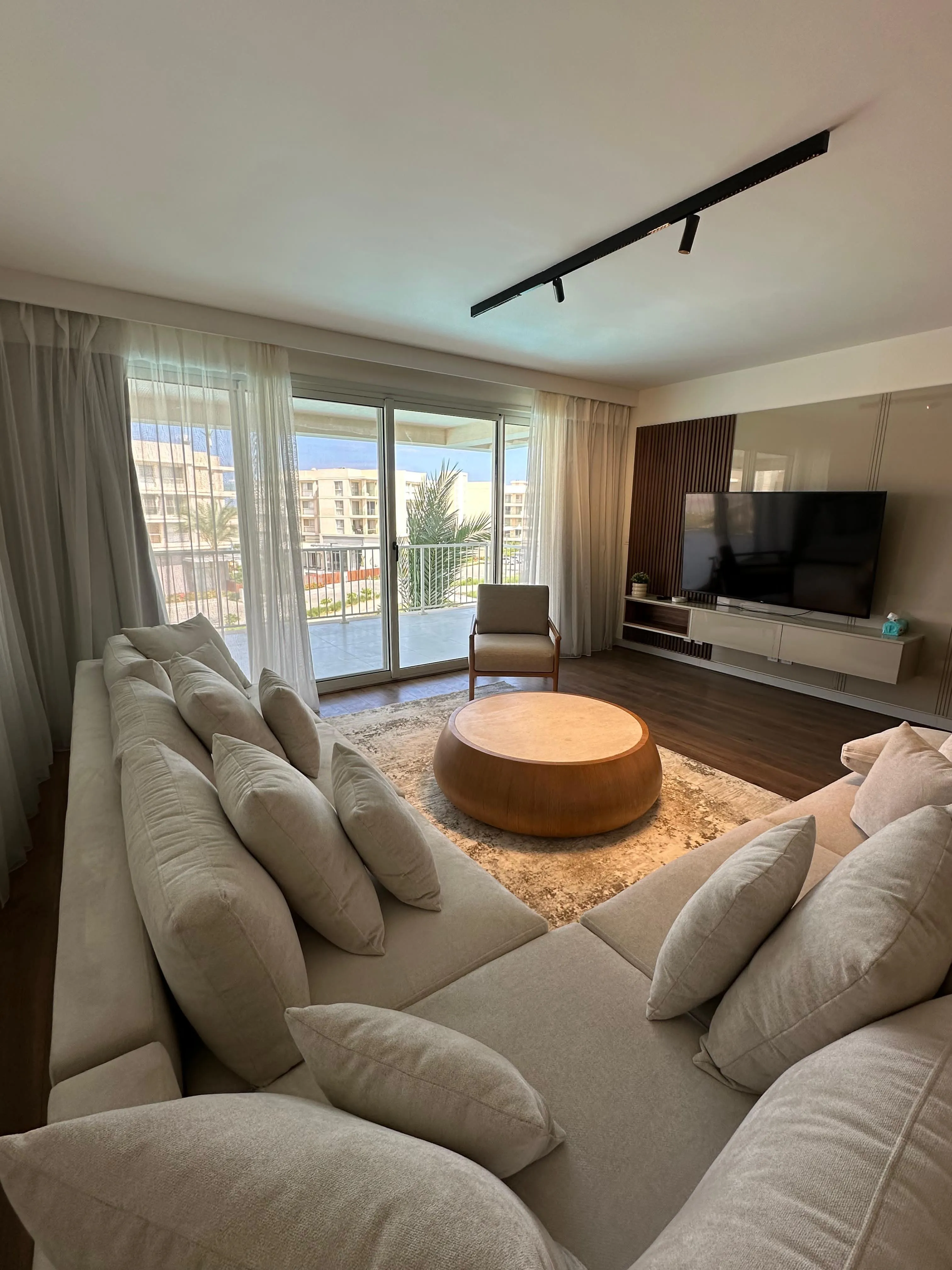 Apartment for sale in Marassi in Sidi Abdel Rahman of 218 m² with 3 bedrooms