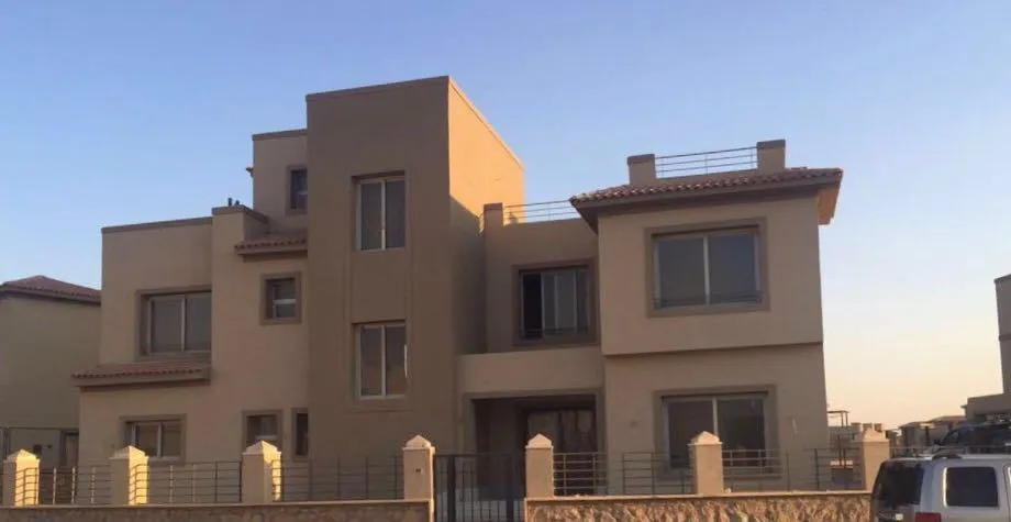 Villa for sale in Palm Hills Katameya Extension (PK2) in Golden Square of 325 m² with 4 bedrooms