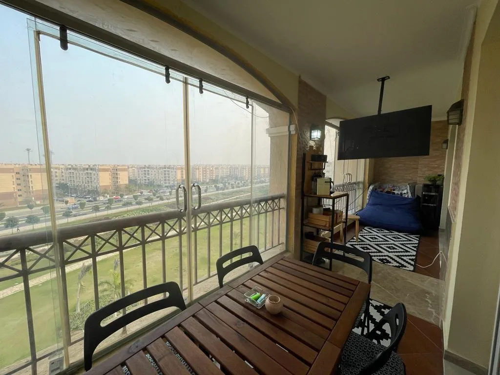 Apartment for sale in Madinaty in Madinaty of 208 m² with 3 bedrooms