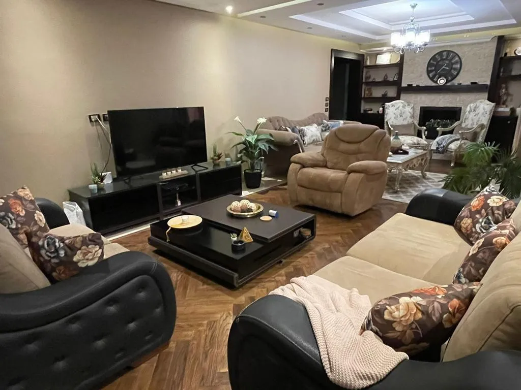 Apartment for sale in Madinaty in Madinaty of 208 m² with 3 bedrooms