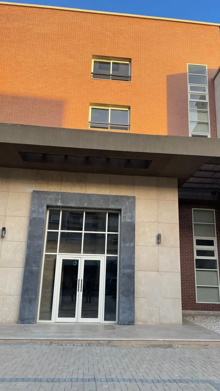 Apartment for sale in New Giza in 6th of October City of 173 m² with 2 bedrooms