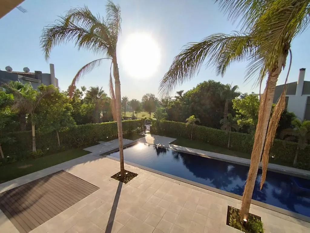Villa for sale in Allegria in El Sheikh Zayed of 673 m² with 5 bedrooms