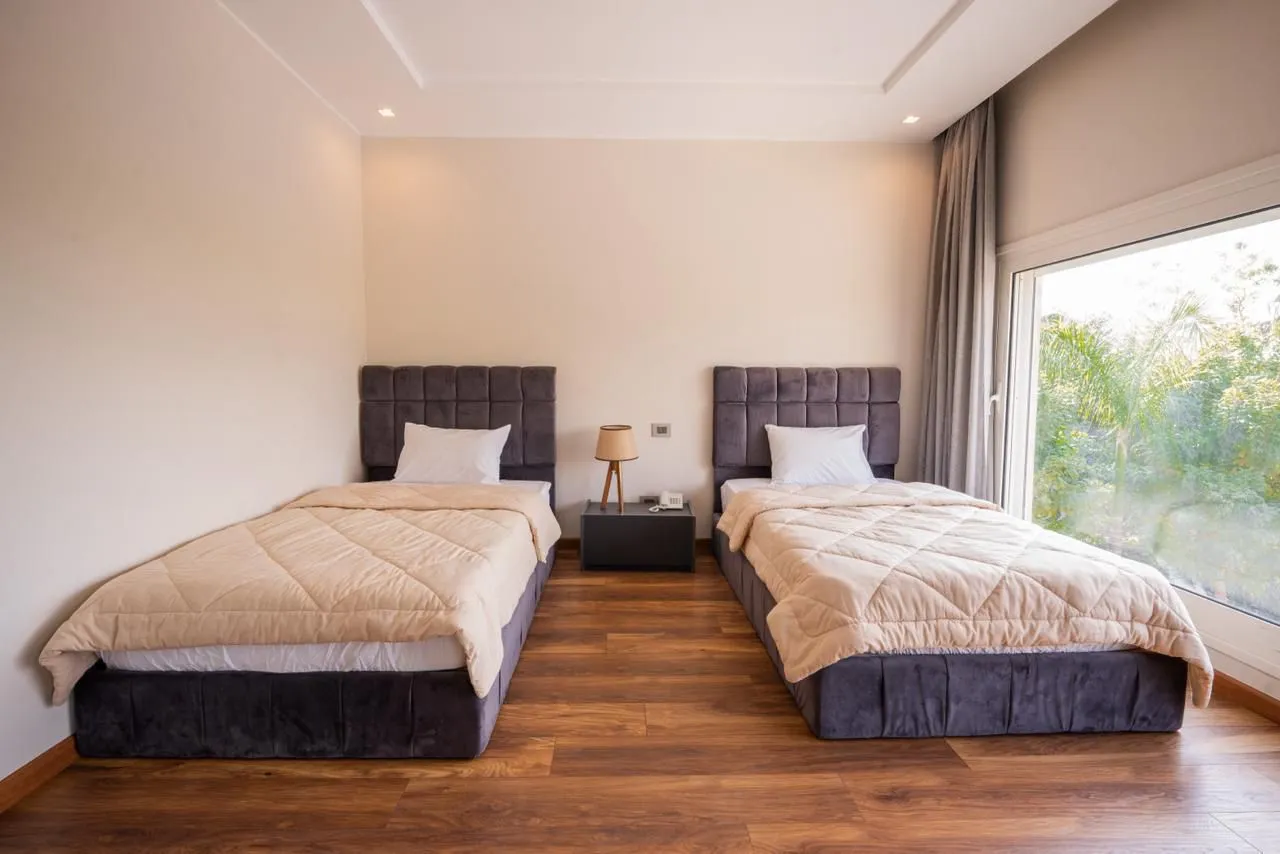 Villa for sale in Allegria in El Sheikh Zayed of 673 m² with 5 bedrooms