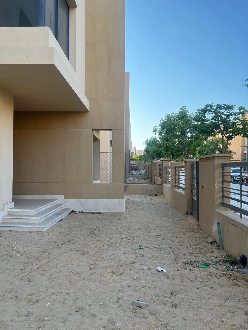 Villa for sale in ALMA in El Sheikh Zayed of 397 m² with 6 bedrooms