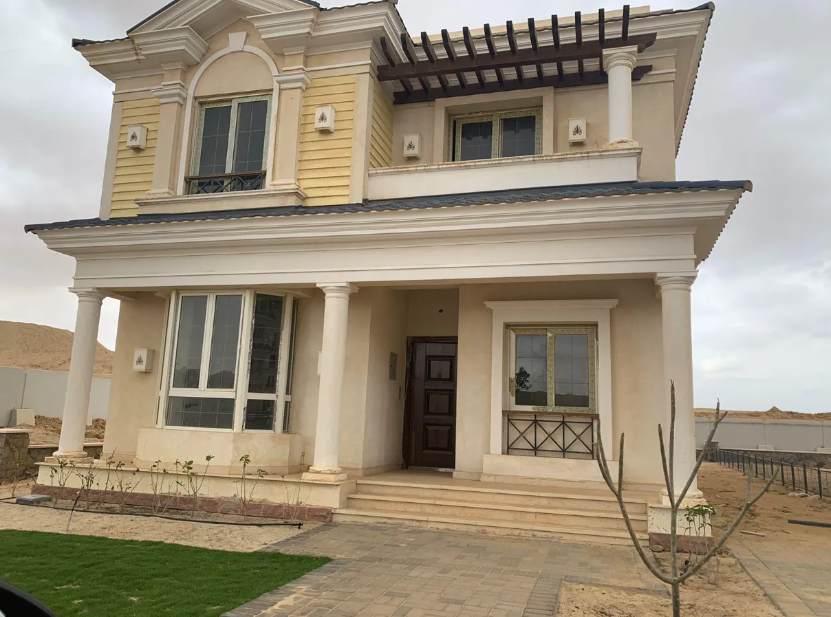 Villa for sale in Mountain View iCity October in Northern Expansion of 350 m² with 4 bedrooms