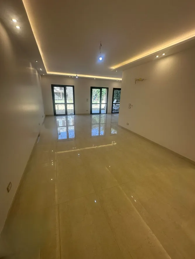 Apartment for sale in Westown Residences in El Sheikh Zayed of 190 m² with 3 bedrooms