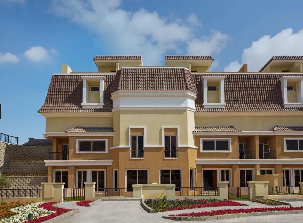 Townhouse for sale in Sarai in New Cairo of 211 m² with 4 bedrooms