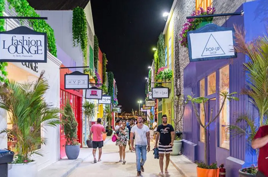 Retail for sale in Hacienda Bay in Sidi Abdel Rahman of 205 m² with 0 bedrooms