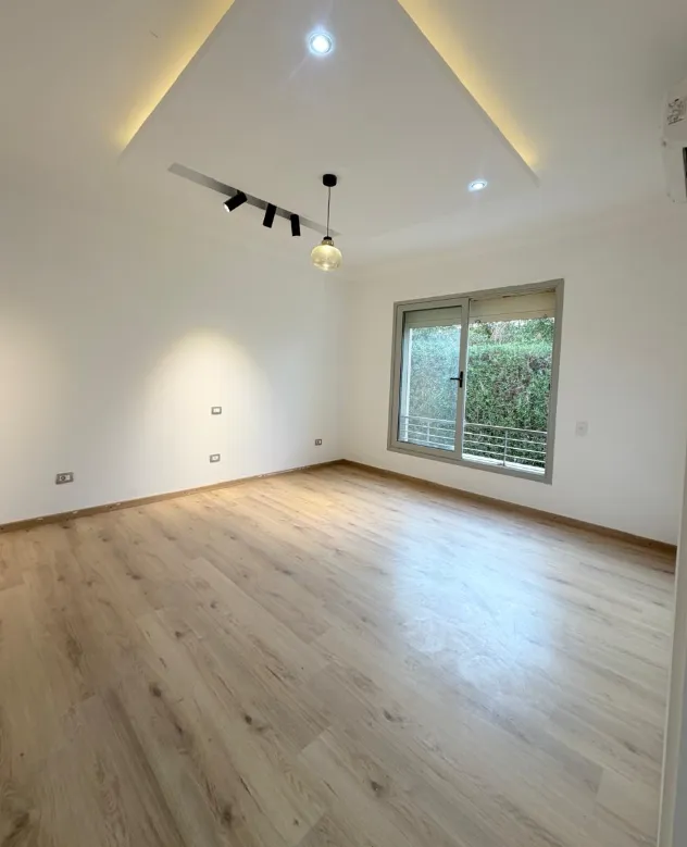 Penthouse for sale in Palm Parks in 6th of October City of 356 m² with 6 bedrooms