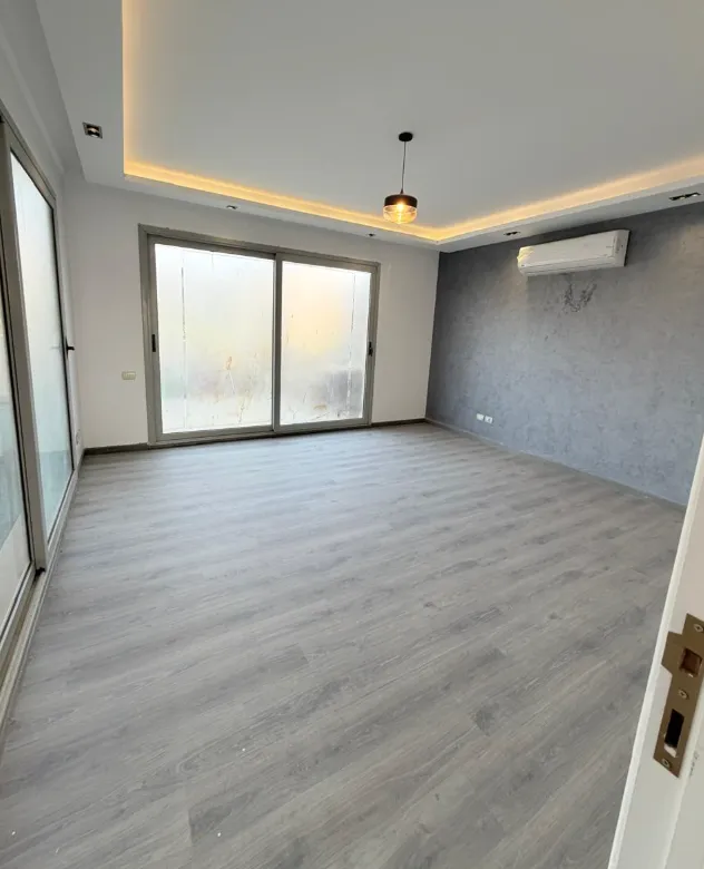 Penthouse for sale in Palm Parks in 6th of October City of 356 m² with 6 bedrooms