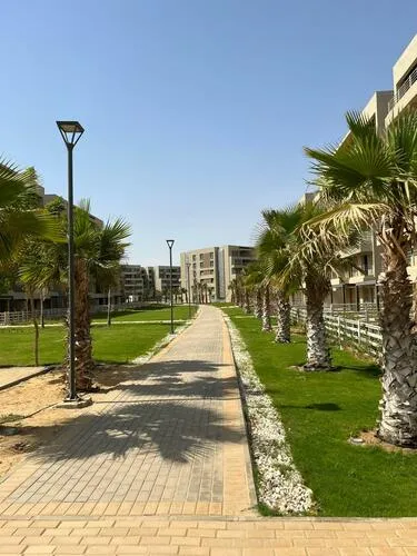 Apartment for sale in Capital Gardens in New Cairo of 191 m² with 3 bedrooms