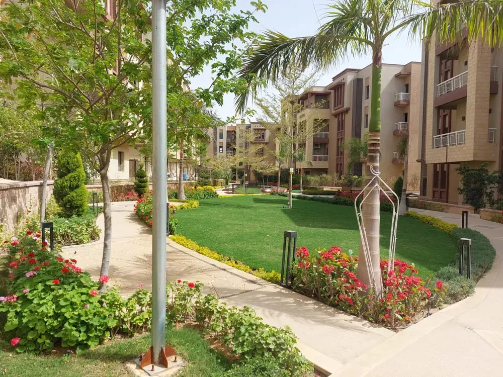 Apartment for sale in Green 5 in 6th of October City of 165 m² with 3 bedrooms